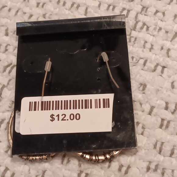 NEW gray / silver tones multi-layer lot of 2 necklaces & pair of earrings - Picture 12 of 14